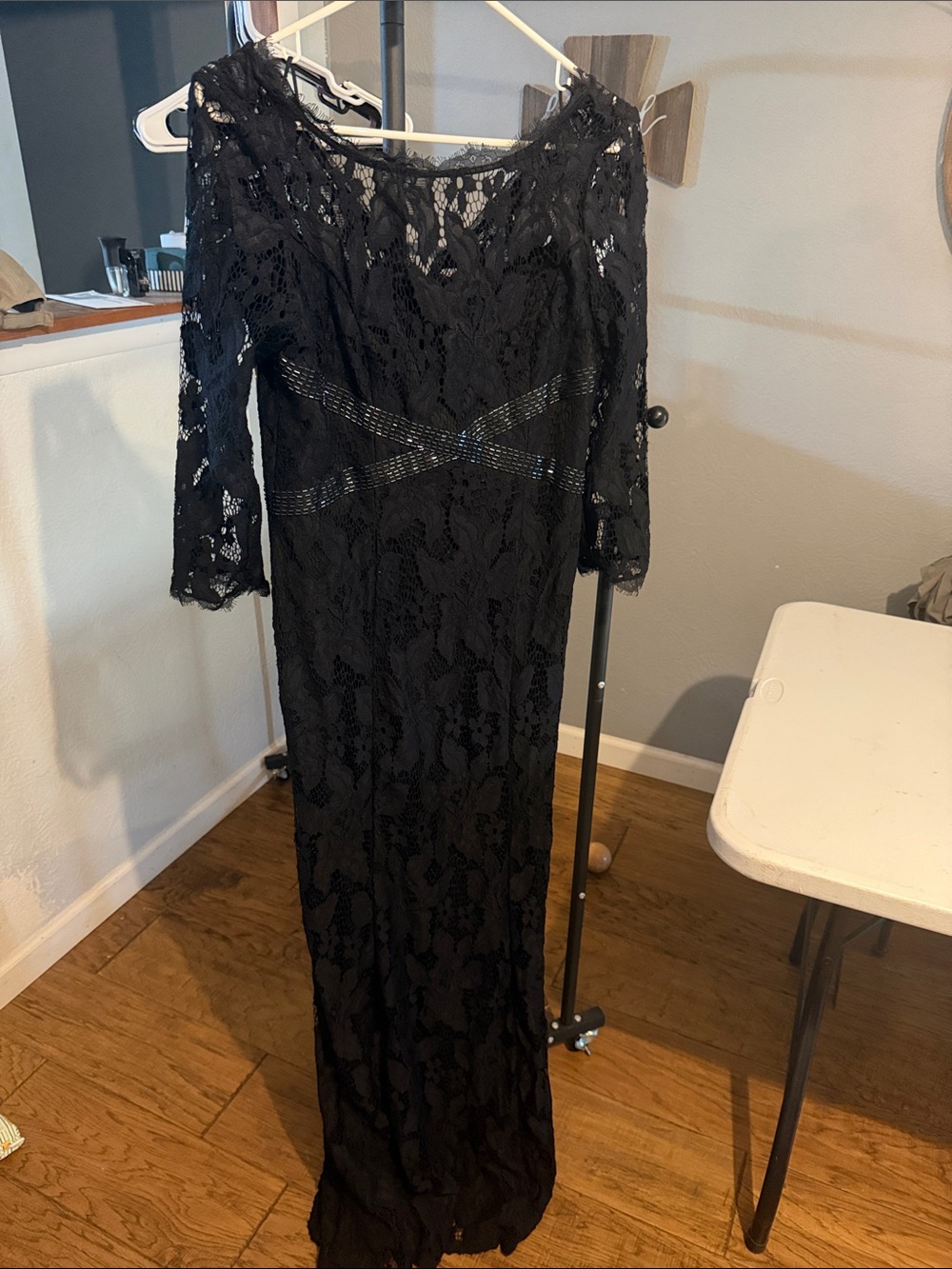 Adrianna Papell Black Lace Long Sleeve Gown